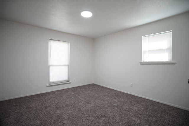 2121 Stonegate Drive N, Bedford, TX 76021