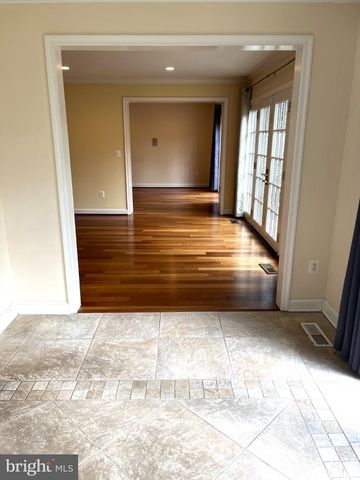 4105 EDGEVALE CT, Chevy Chase, MD 20815