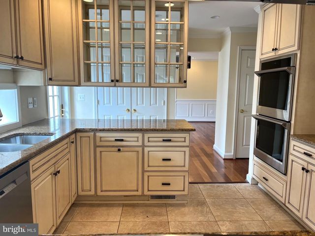 4105 EDGEVALE CT, Chevy Chase, MD 20815