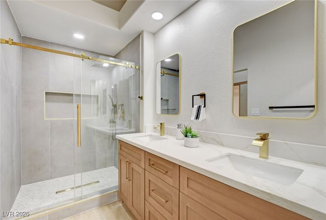 6987 Emerald Springs Lane, Las Vegas, NV 89113