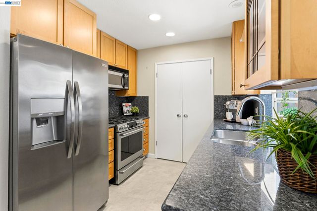 1296 Vintner Way, Pleasanton, CA 94566