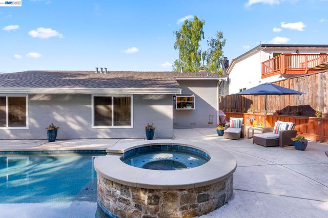 1296 Vintner Way, Pleasanton, CA 94566