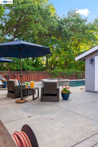 1296 Vintner Way, Pleasanton, CA 94566