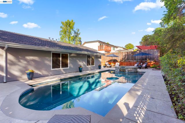 1296 Vintner Way, Pleasanton, CA 94566