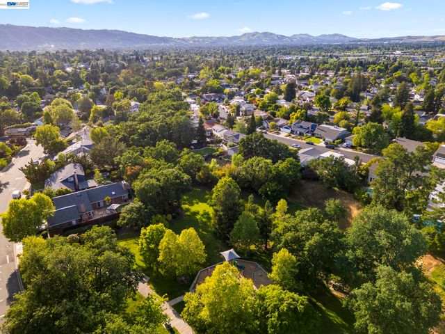 1296 Vintner Way, Pleasanton, CA 94566