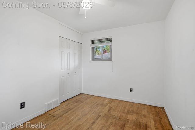 8737 Shannon Drive, Sterling Heights, MI 48314