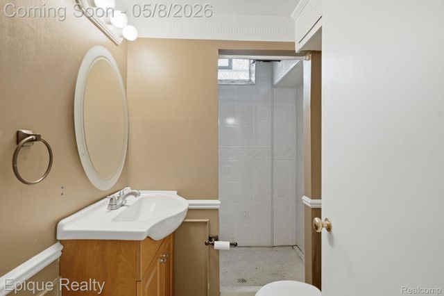 8737 Shannon Drive, Sterling Heights, MI 48314