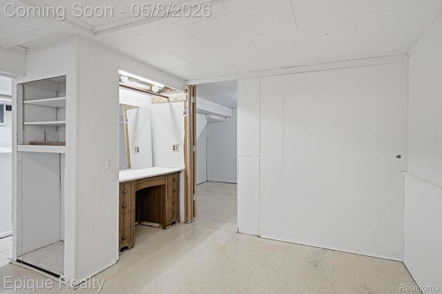 8737 Shannon Drive, Sterling Heights, MI 48314