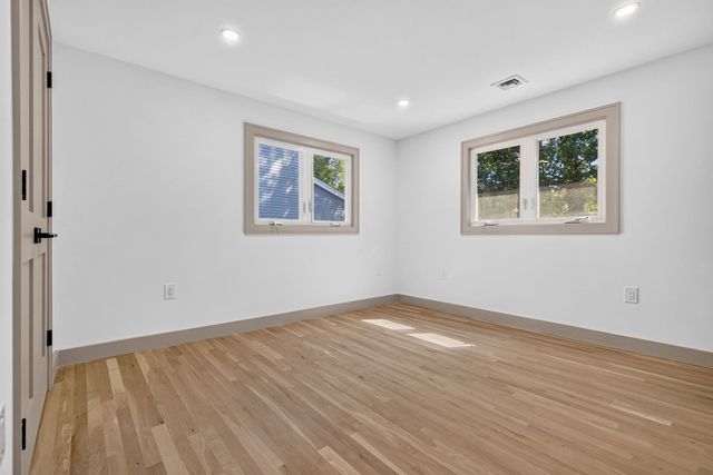 15 Homer Rd, Arlington, MA 02476