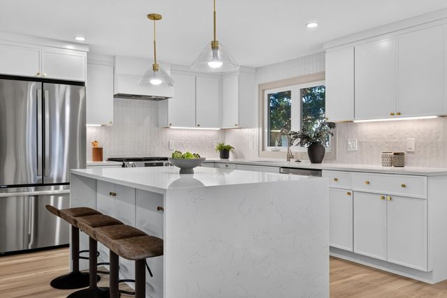 15 Homer Rd, Arlington, MA 02476