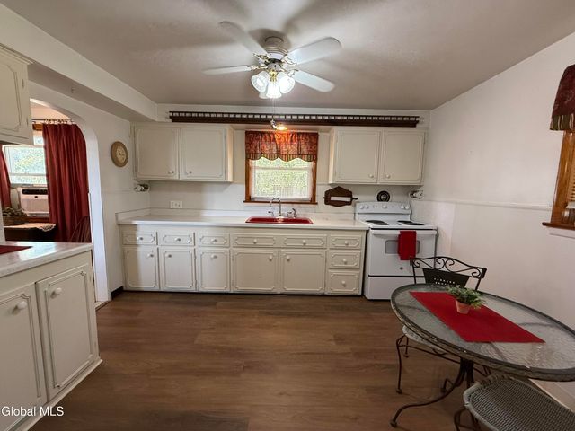 1948 State Highway 5s, Amsterdam, NY 12010