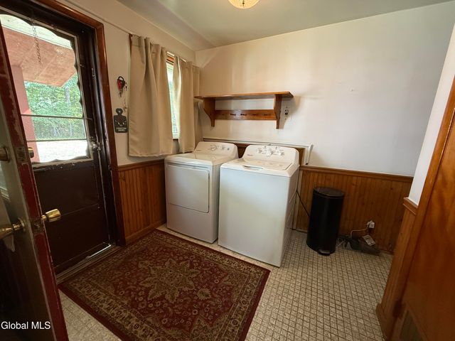 1948 State Highway 5s, Amsterdam, NY 12010