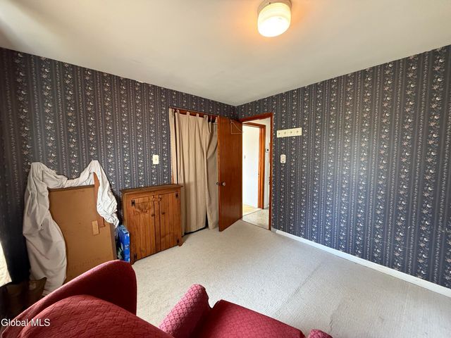 1948 State Highway 5s, Amsterdam, NY 12010