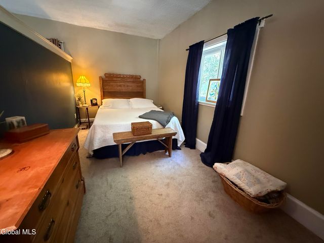 1948 State Highway 5s, Amsterdam, NY 12010