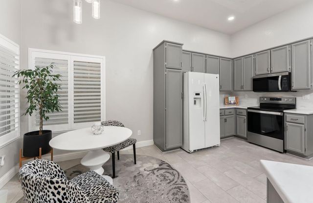 463 Facet Pl, Folsom, CA 95630