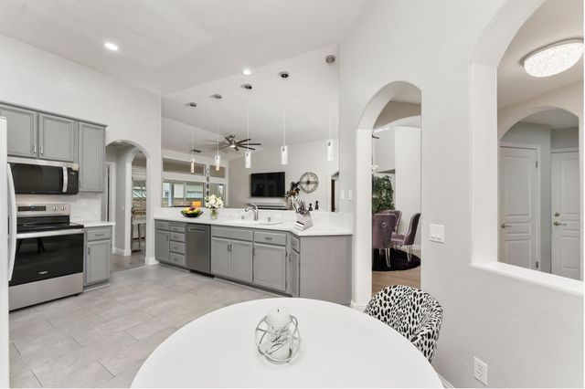 463 Facet Pl, Folsom, CA 95630