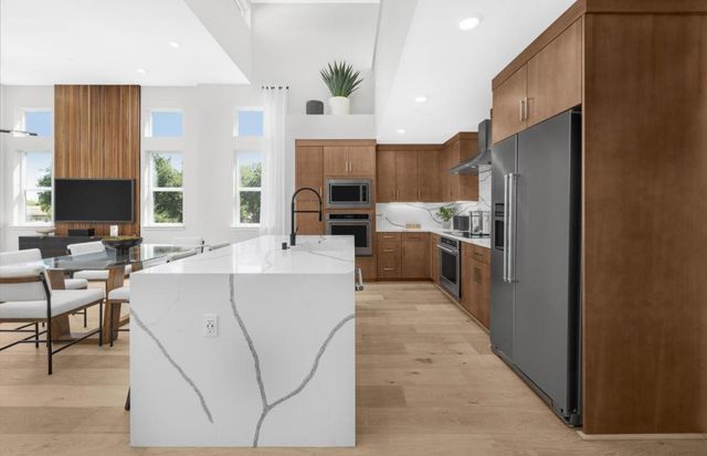 11240 Cottonwood Place 038-08 Plan 3, Saratoga, CA 95070