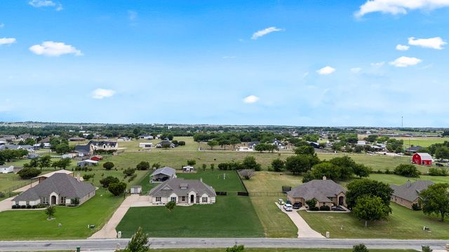 120 Lone Star Way, Godley, TX 76044