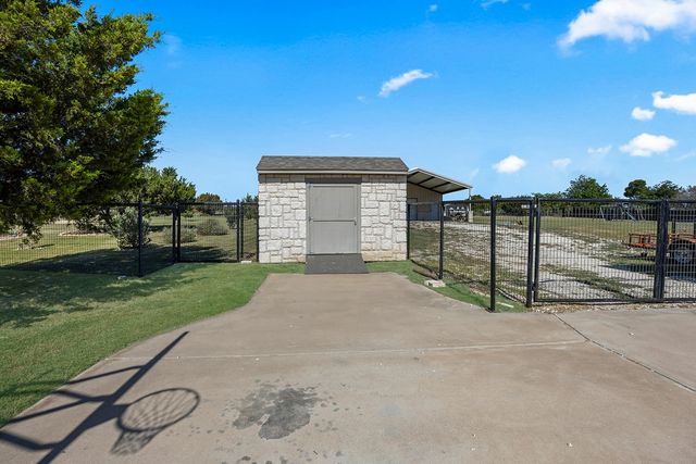 120 Lone Star Way, Godley, TX 76044