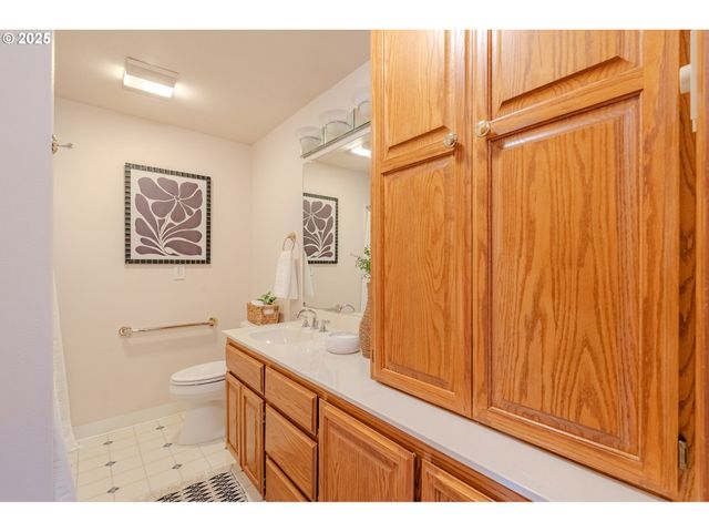 14100 Se 20TH St, Vancouver, WA 98683