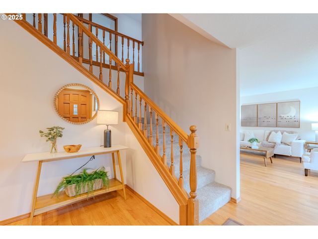 14100 Se 20TH St, Vancouver, WA 98683