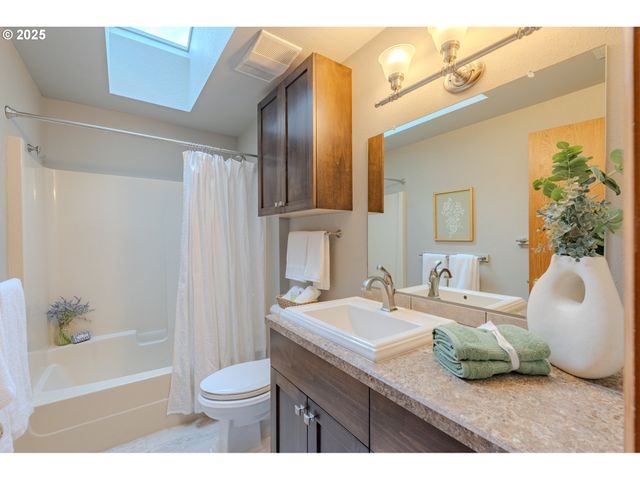 14100 Se 20TH St, Vancouver, WA 98683