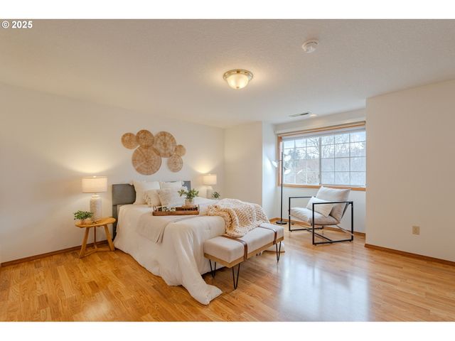 14100 Se 20TH St, Vancouver, WA 98683