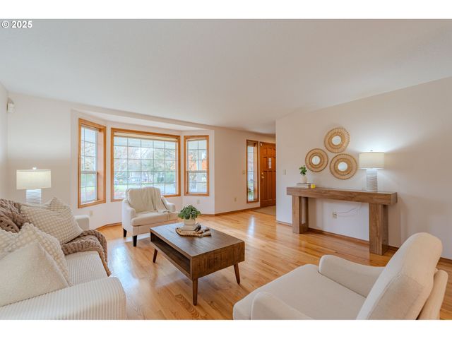 14100 Se 20TH St, Vancouver, WA 98683