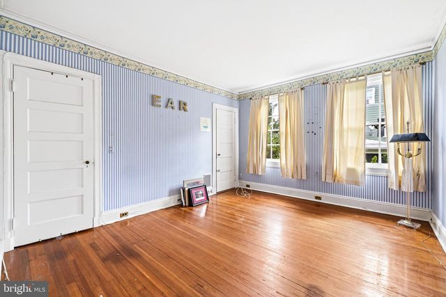 902 W NORTHERN PKWY, Baltimore, MD 21210