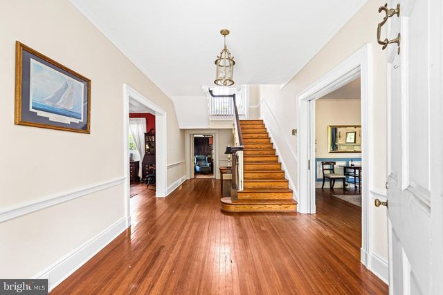 902 W NORTHERN PKWY, Baltimore, MD 21210
