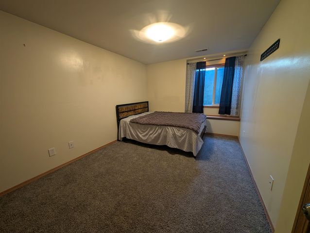 1729 S Herrington St, Wichita, KS 67207