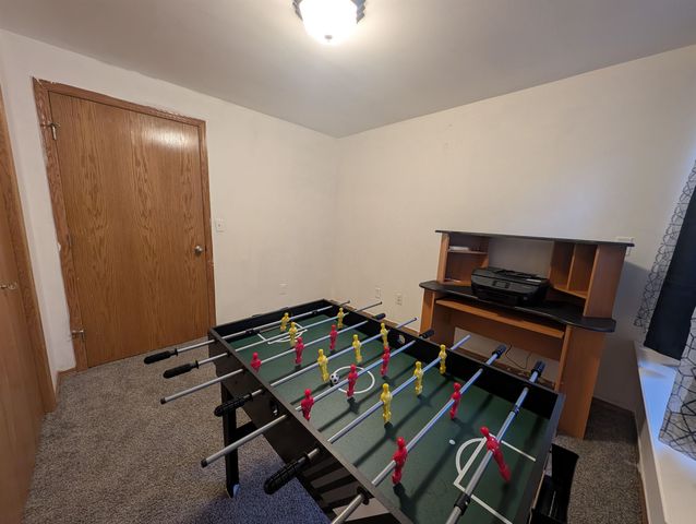 1729 S Herrington St, Wichita, KS 67207