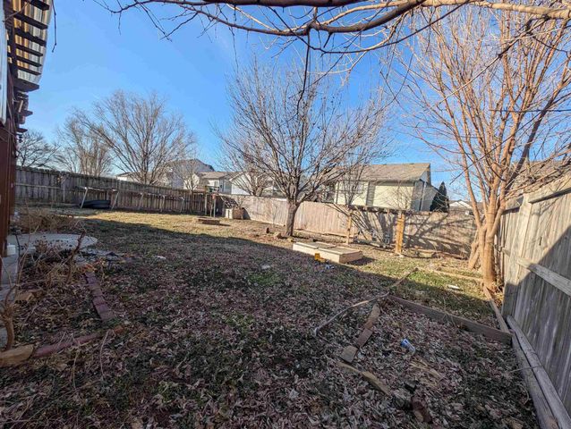 1729 S Herrington St, Wichita, KS 67207