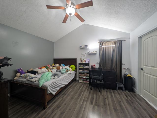 1729 S Herrington St, Wichita, KS 67207