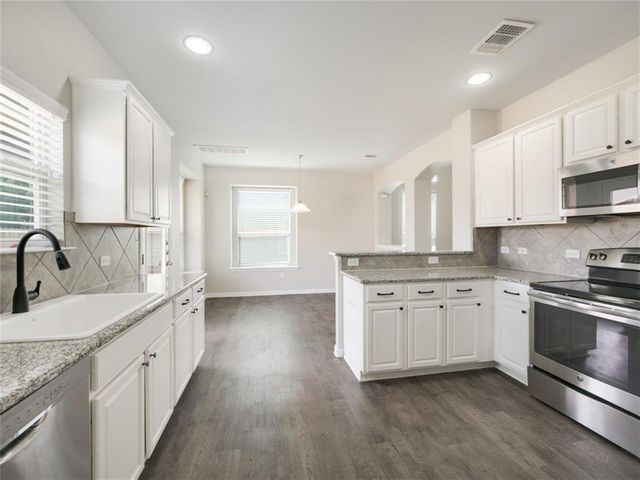 12112 Timber Arch LN, Manor, TX 78653