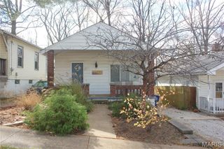 7028 Glades Avenue, St Louis, MO 63117