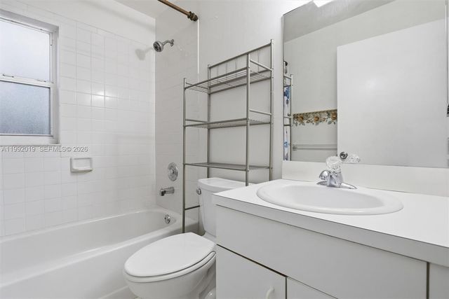 218 Frow Ave, Coral Gables, FL 33133