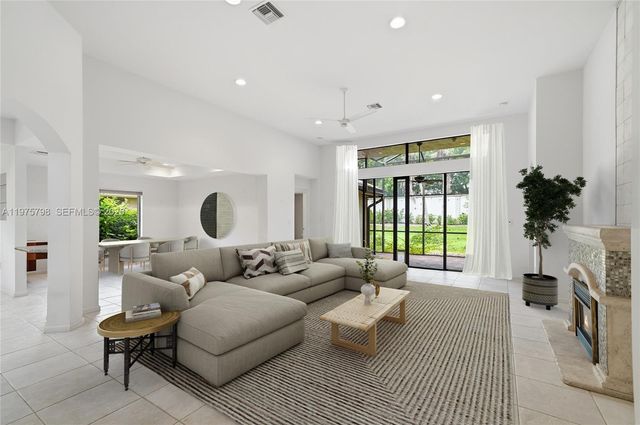 7771 Via Grande, Boynton Beach, FL 33437