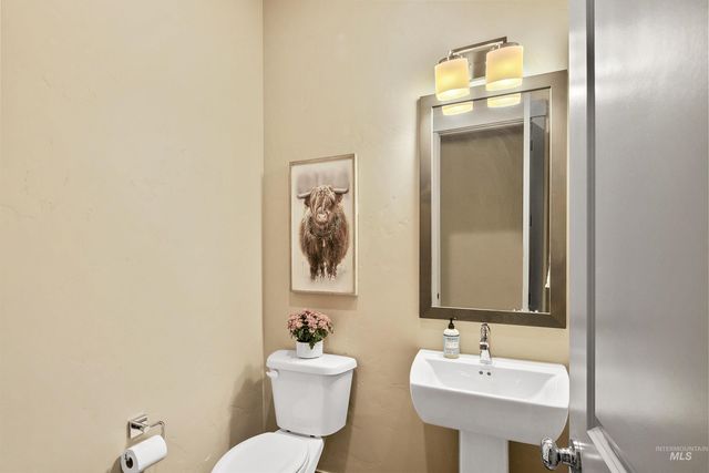 2883 E Mores Trail Dr., Meridian, ID 83642