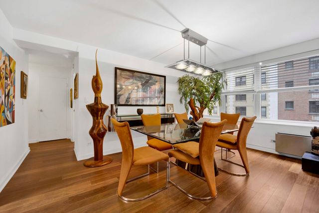 850 N DeWitt Place 7K, Chicago, IL 60611