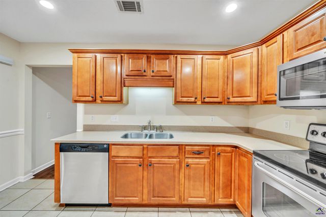 208 Antler Trail, Warner Robins, GA 31088