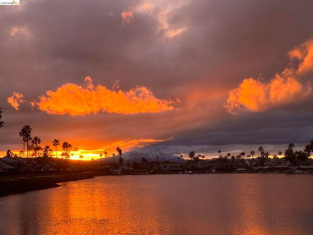 1550 Trawler St, Discovery Bay, CA 94505