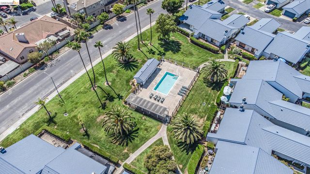 1550 Trawler St, Discovery Bay, CA 94505