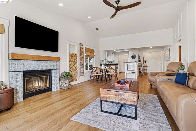 1550 Trawler St, Discovery Bay, CA 94505