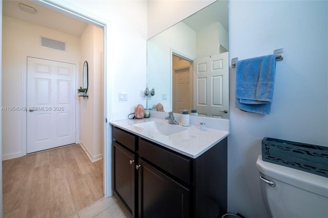 1540 SW 28th St, Fort Lauderdale, FL 33315