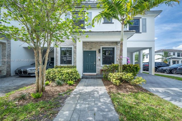 1540 SW 28th St, Fort Lauderdale, FL 33315