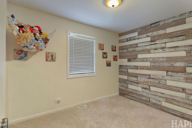 4801 Rose Street, Crystal Lake, IL 60014