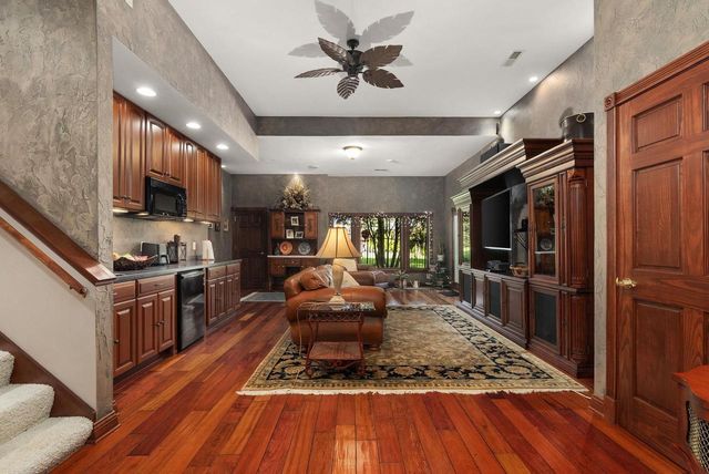 8523 N Stone Farm Road, Edgerton, WI 53534