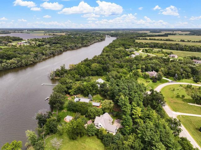8523 N Stone Farm Road, Edgerton, WI 53534