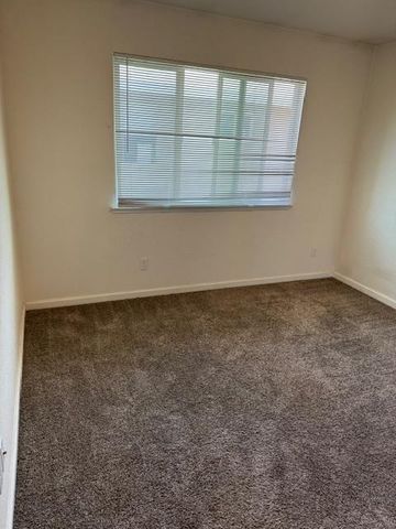 428 Caribrook Way #3, Stockton, CA 95207